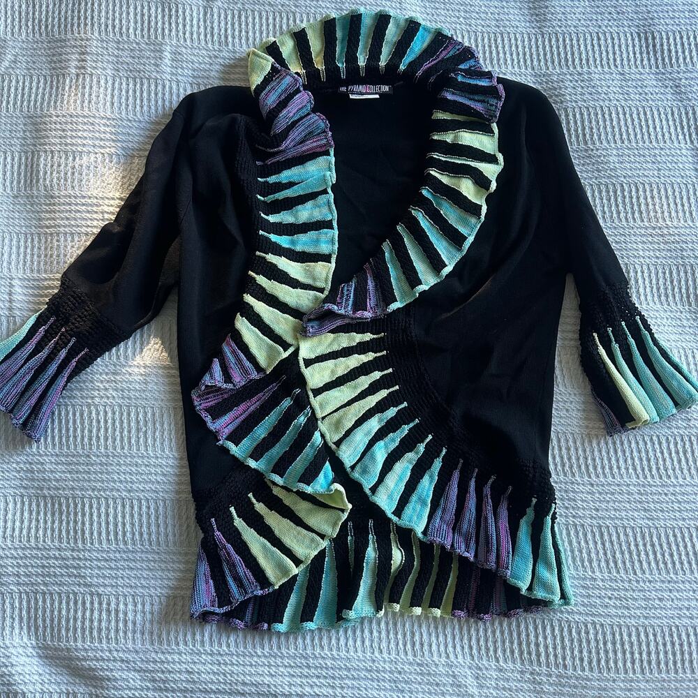 The Pyramid Collection Black Ruffle Trim Boho Open Front y2k Cardigan M